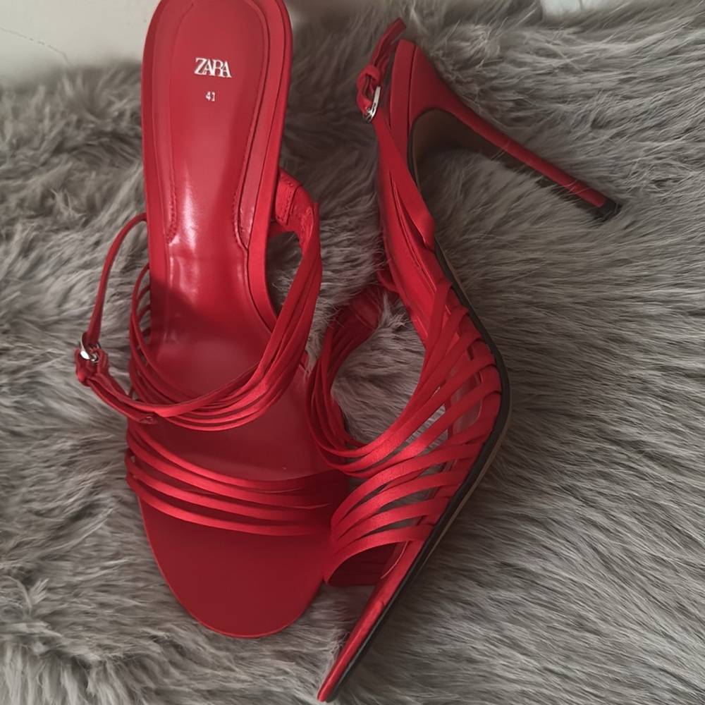Red Strappy Heels by Zara - Picture 3 of 7
